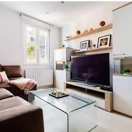 Apartamento Centrico Y Tranquilo Con Garaje Incluido 아파트 *