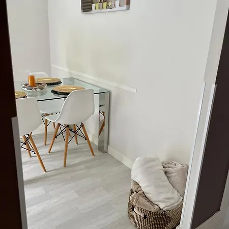 아파트 Apartamento Centrico Y Tranquilo Con Garaje Incluido *